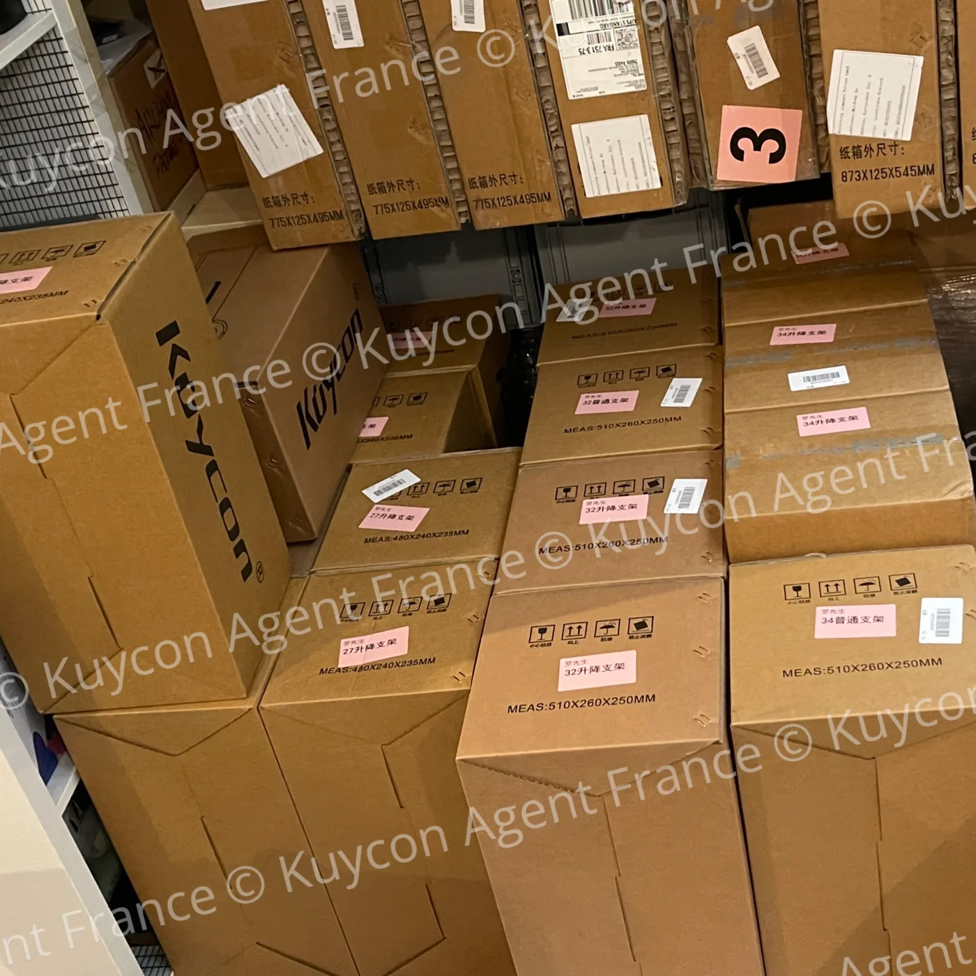 Pieds et accessoires Kuycon en stock